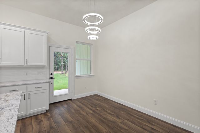 104 Jim Walters Drive, Runaway Bay, TX 76426