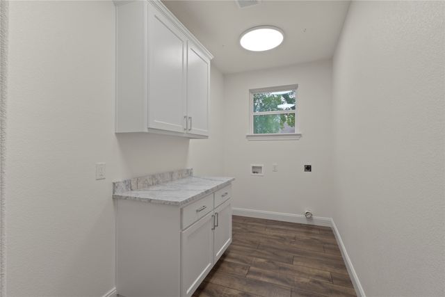 104 Jim Walters Drive, Runaway Bay, TX 76426