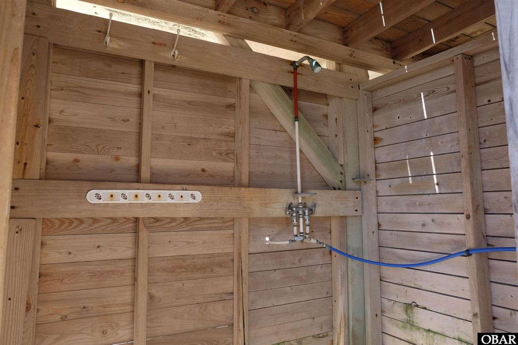 Image 5 of property listing at 10321 S Old Oregon Inlet Road Unit 5, Nags Head, NC 27959