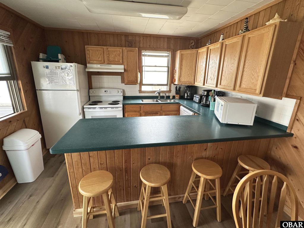 Image 10 of property listing at 10321 S Old Oregon Inlet Road Unit 5, Nags Head, NC 27959