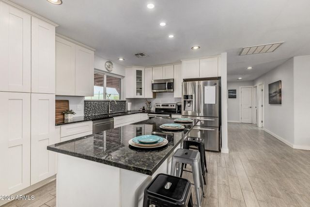 23631 N 103rd Avenue, Peoria, AZ 85383