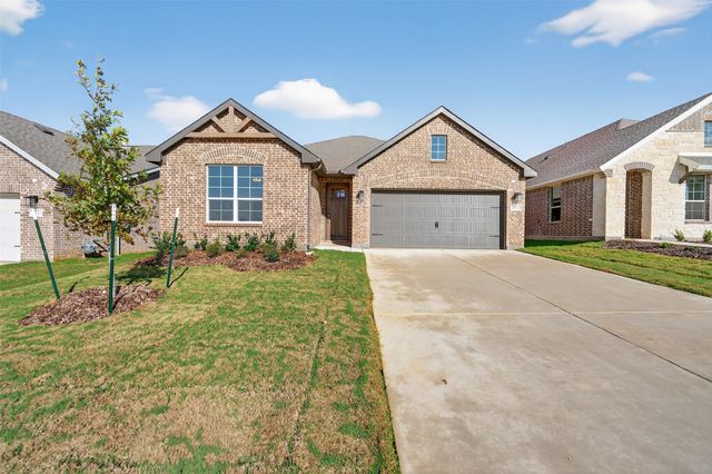 3523 Helena Street, Gainesville, TX 76240