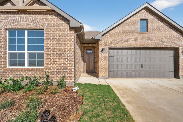 3523 Helena Street, Gainesville, TX 76240