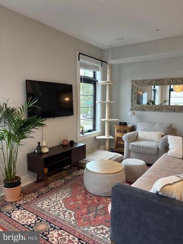 7521 RIDGE AVE, Philadelphia, PA 19128