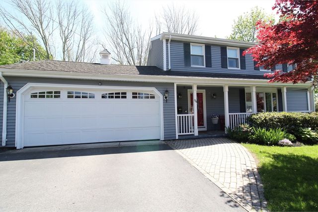 94 Valley Rd, Somerset, MA 02726