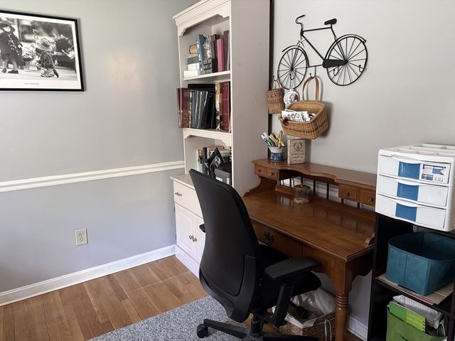 94 Valley Rd, Somerset, MA 02726