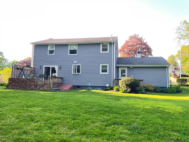 94 Valley Rd, Somerset, MA 02726
