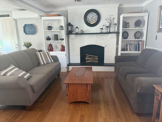 94 Valley Rd, Somerset, MA 02726