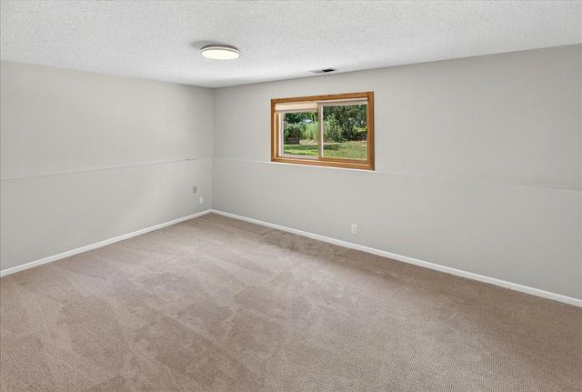 9983 Balmoral Lane, Eden Prairie, MN 55347