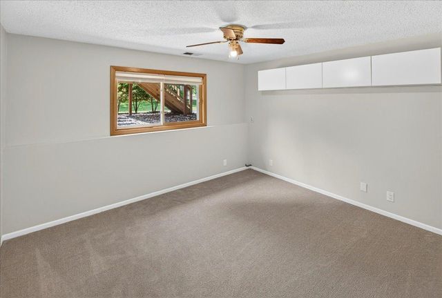 9983 Balmoral Lane, Eden Prairie, MN 55347