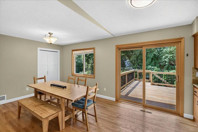 9983 Balmoral Lane, Eden Prairie, MN 55347