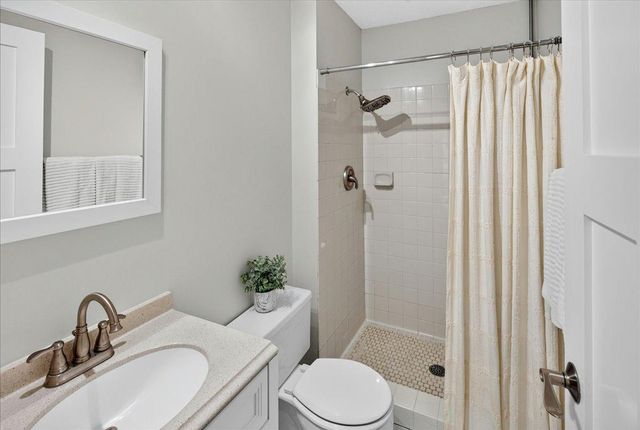 9983 Balmoral Lane, Eden Prairie, MN 55347