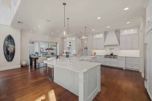 1525 MALLARD LANE, Sarasota, FL 34239