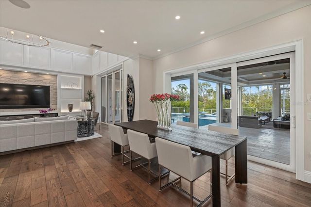 1525 MALLARD LANE, Sarasota, FL 34239