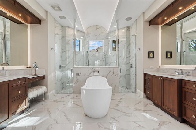 1525 MALLARD LANE, Sarasota, FL 34239