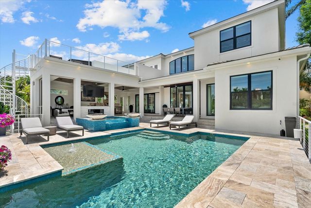 1525 MALLARD LANE, Sarasota, FL 34239