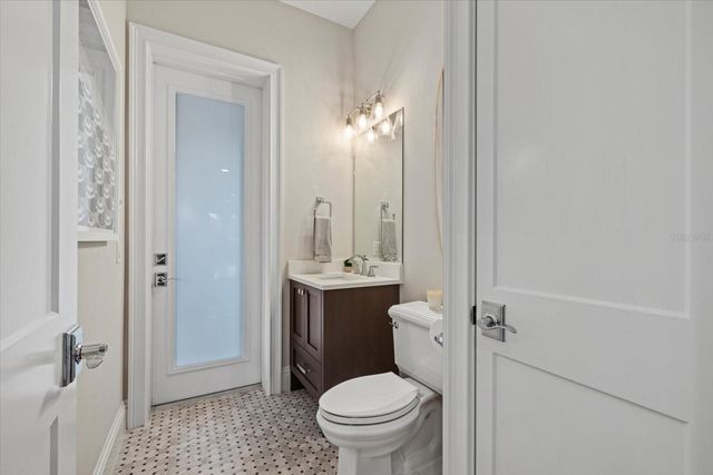 1525 MALLARD LANE, Sarasota, FL 34239