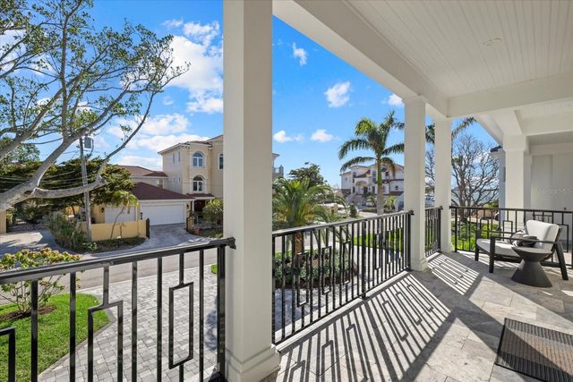 1525 MALLARD LANE, Sarasota, FL 34239