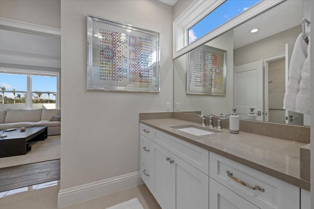 1525 MALLARD LANE, Sarasota, FL 34239
