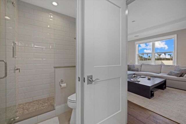 1525 MALLARD LANE, Sarasota, FL 34239