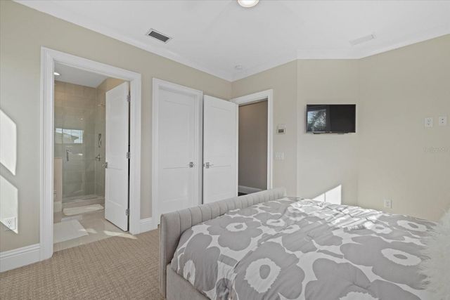 1525 MALLARD LANE, Sarasota, FL 34239