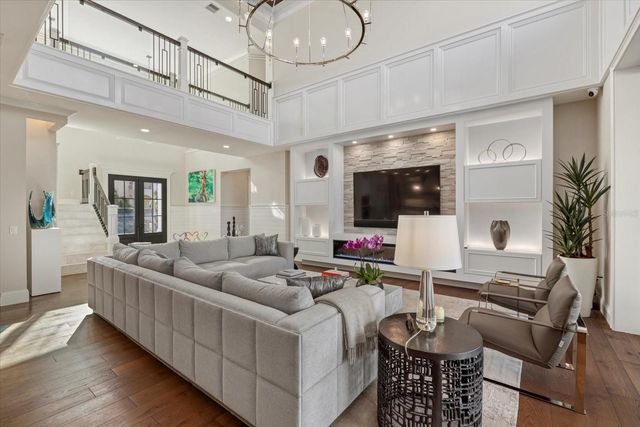 1525 MALLARD LANE, Sarasota, FL 34239