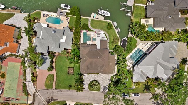 1525 MALLARD LANE, Sarasota, FL 34239