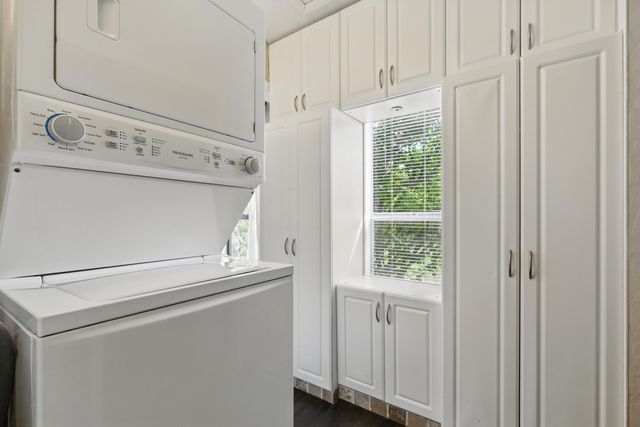 16319 E Burns Drive, The Acreage, FL 33470