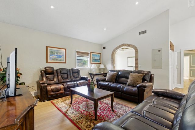 16319 E Burns Drive, The Acreage, FL 33470