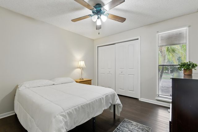 16319 E Burns Drive, The Acreage, FL 33470