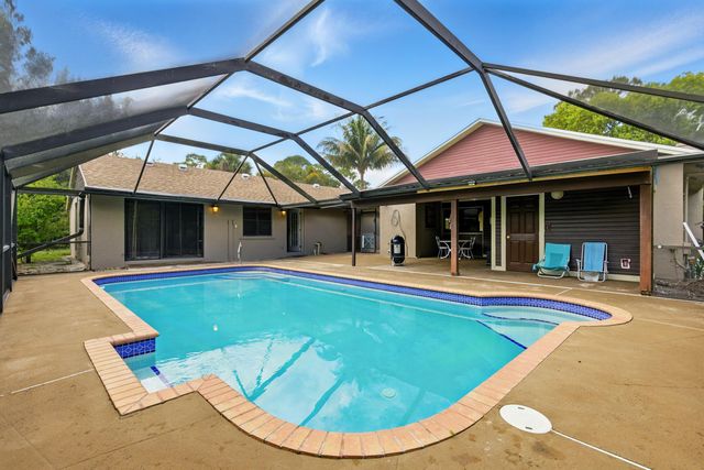 16319 E Burns Drive, The Acreage, FL 33470