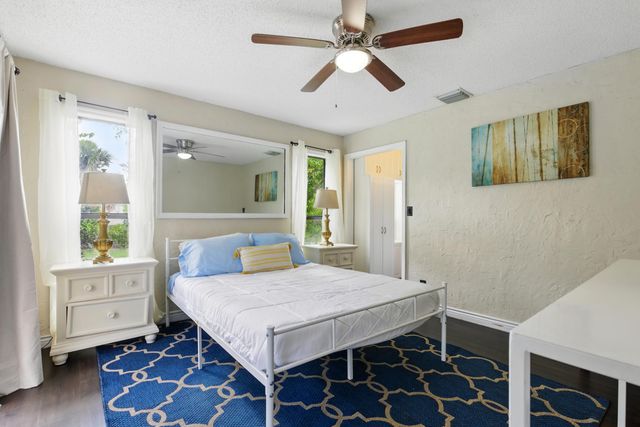 16319 E Burns Drive, The Acreage, FL 33470