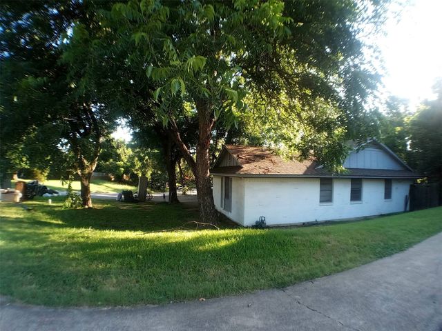 522 4th Street, Grand Prairie, TX 75050