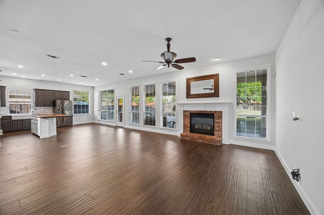 2713 Greenview Drive, Mckinney, TX 75072
