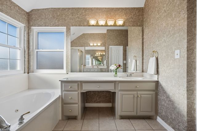 2713 Greenview Drive, Mckinney, TX 75072
