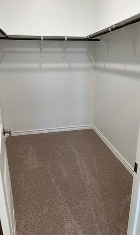 125 Watkinville RD, Hutto, TX 78634