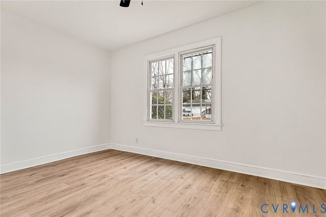 2958 Winston Churchill Dr, Hopewell, VA 23860