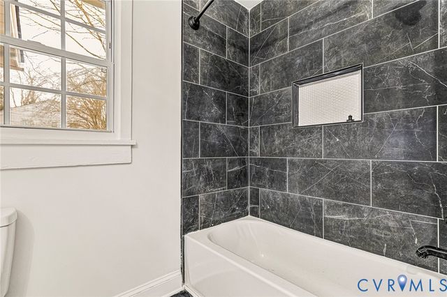 2958 Winston Churchill Dr, Hopewell, VA 23860