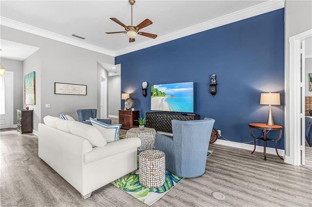 7549 Garibaldi CT, Naples, FL 34114