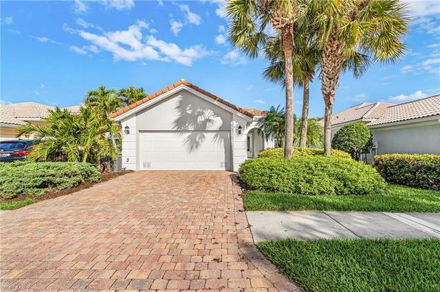 7549 Garibaldi CT, Naples, FL 34114