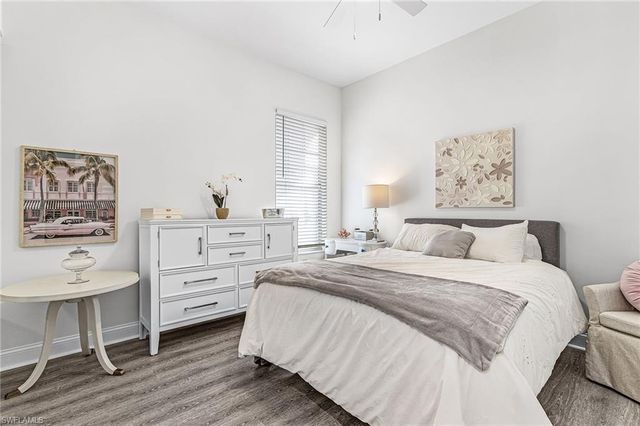 7549 Garibaldi CT, Naples, FL 34114