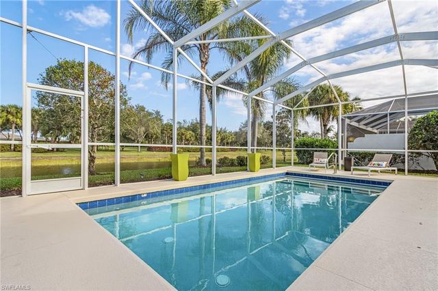 7549 Garibaldi CT, Naples, FL 34114