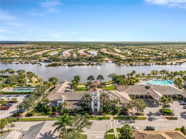 7549 Garibaldi CT, Naples, FL 34114