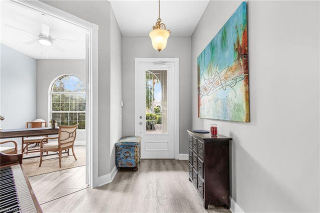 7549 Garibaldi CT, Naples, FL 34114