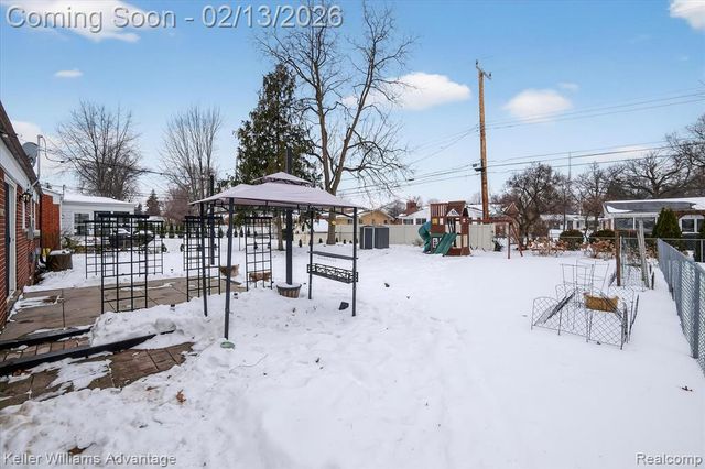 33086 Allen Street, Livonia, MI 48154