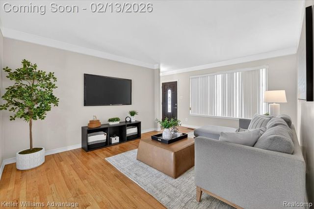 33086 Allen Street, Livonia, MI 48154