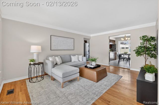 33086 Allen Street, Livonia, MI 48154