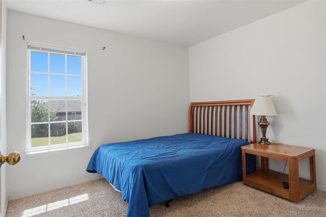 8517 N Phillips Avenue, Oklahoma City, OK 73114