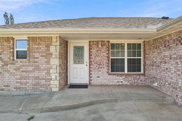 8517 N Phillips Avenue, Oklahoma City, OK 73114