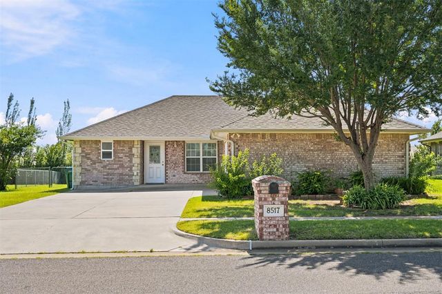 8517 N Phillips Avenue, Oklahoma City, OK 73114